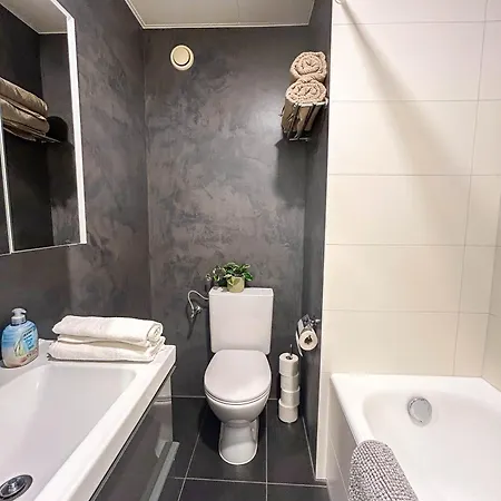 Lägenhet Confort, & A Pied La Tour-de-Peilz